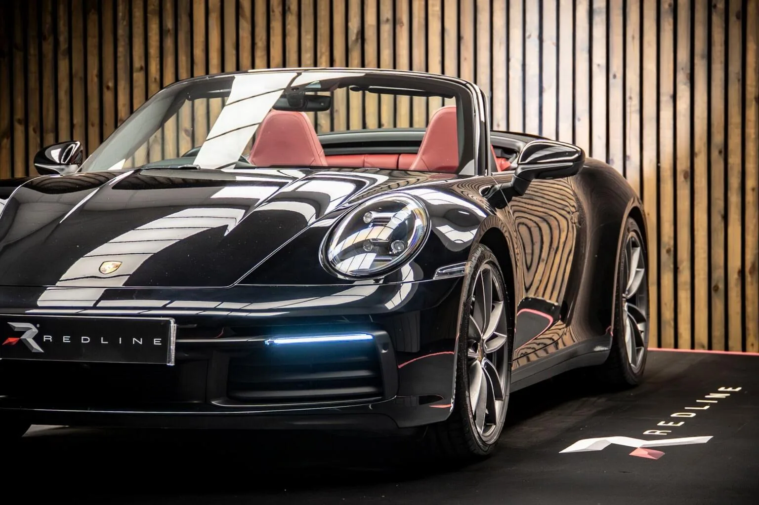 2020 Porsche 911 Carrera 4 Cabriolet, 12/30