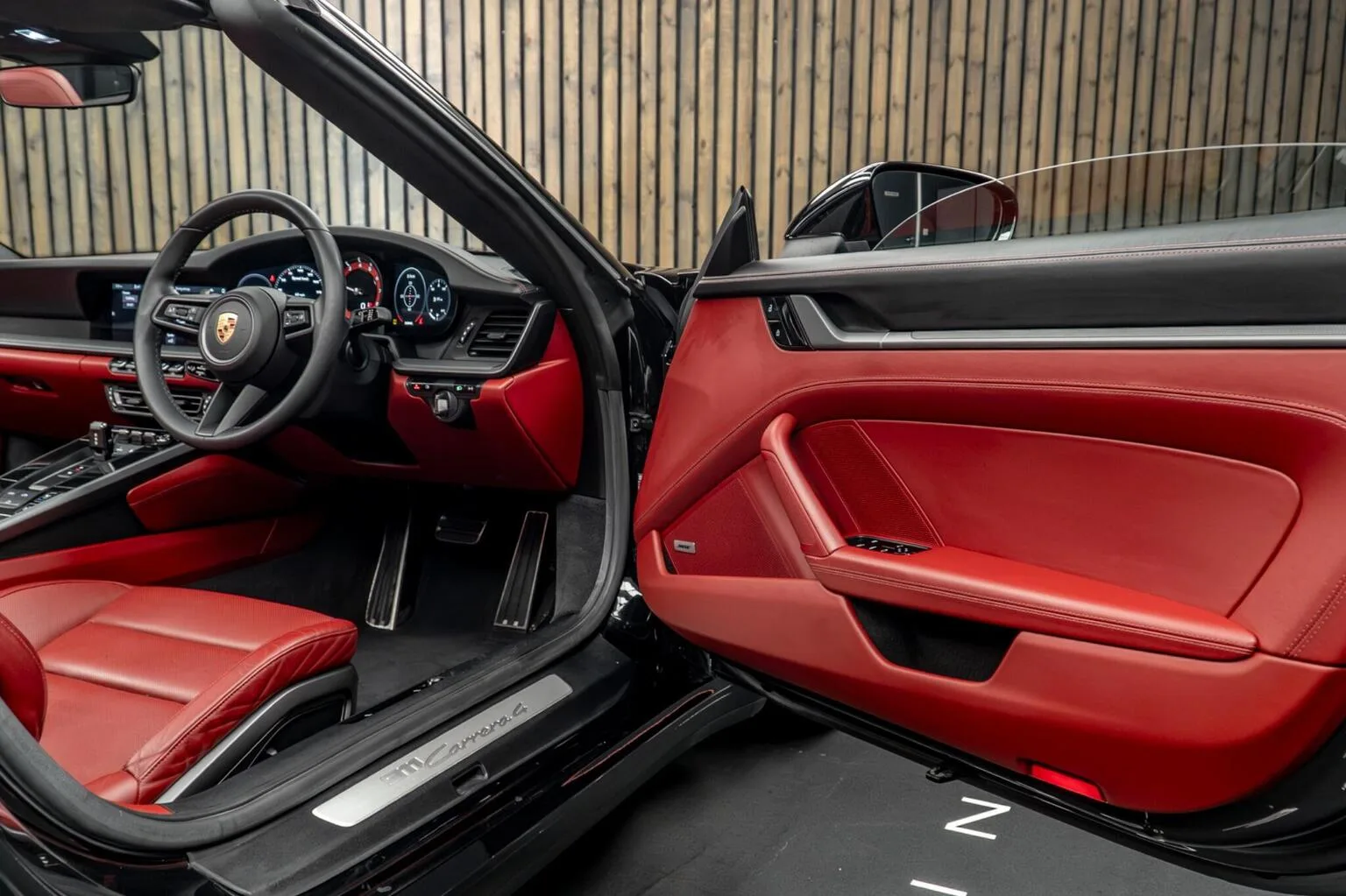 2020 Porsche 911 Carrera 4 Cabriolet, 30/30