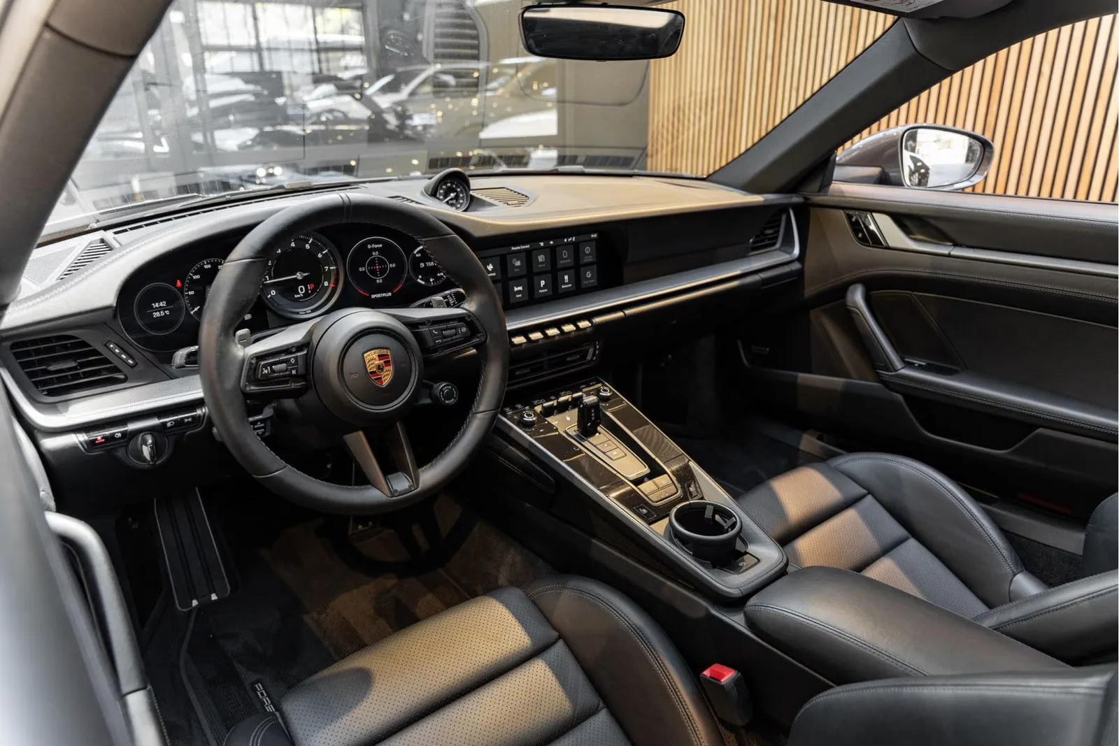 2020 Porsche 911 Carrera 4S, 6/30