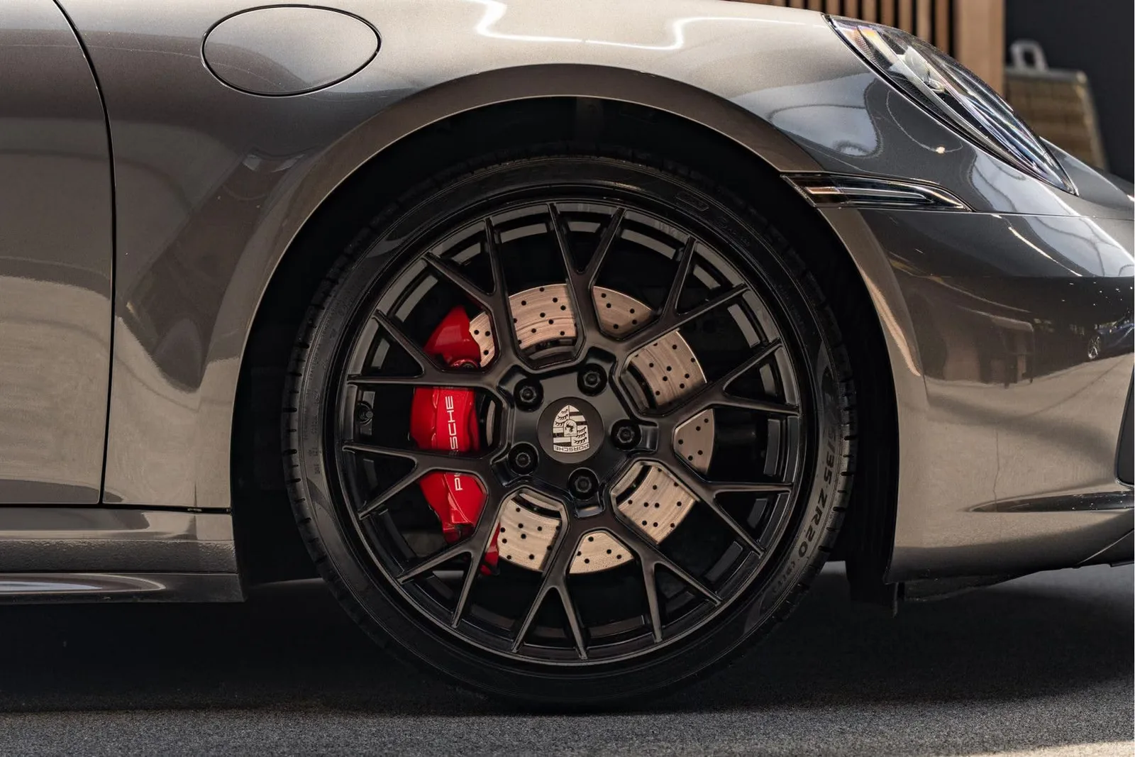 2020 Porsche 911 Carrera 4S, 12/30