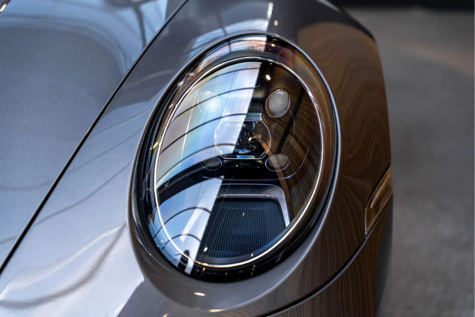 2020 Porsche 911 Carrera 4S, 16/30