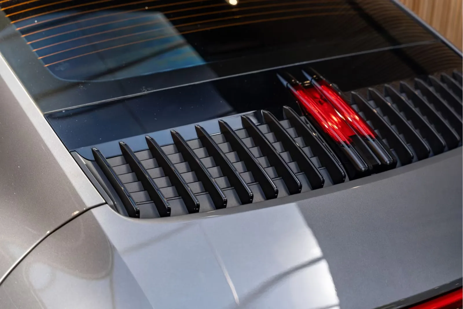 2020 Porsche 911 Carrera 4S, 18/30