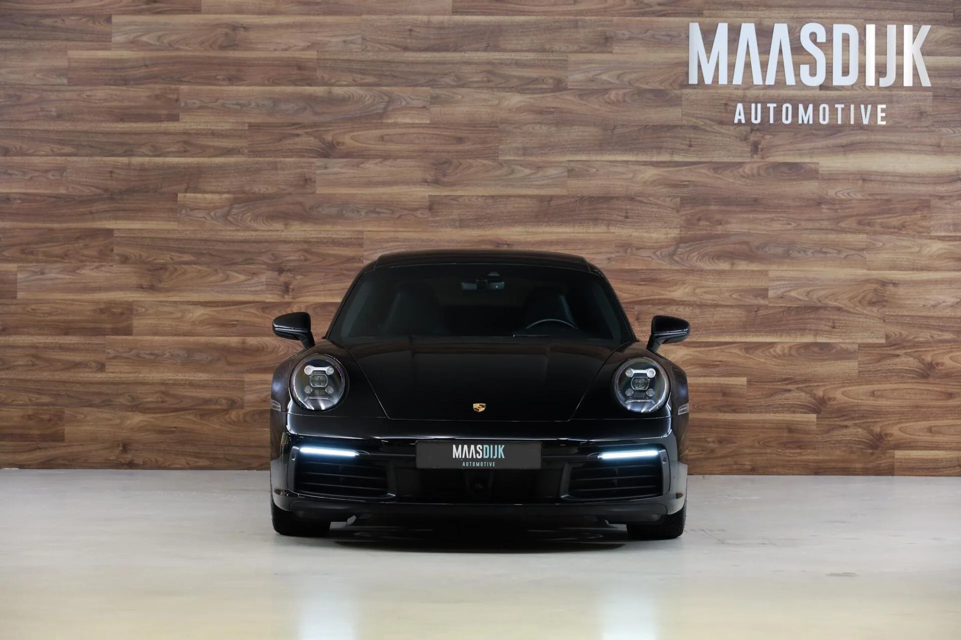 2020 Porsche 911 Carrera, 2/30