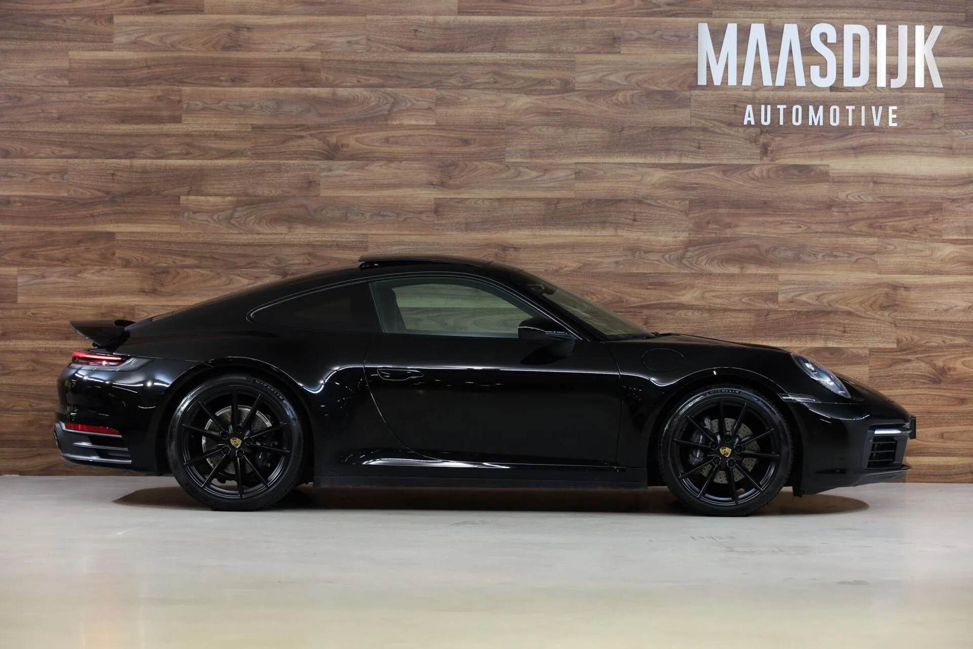 2020 Porsche 911 Carrera, 5/30