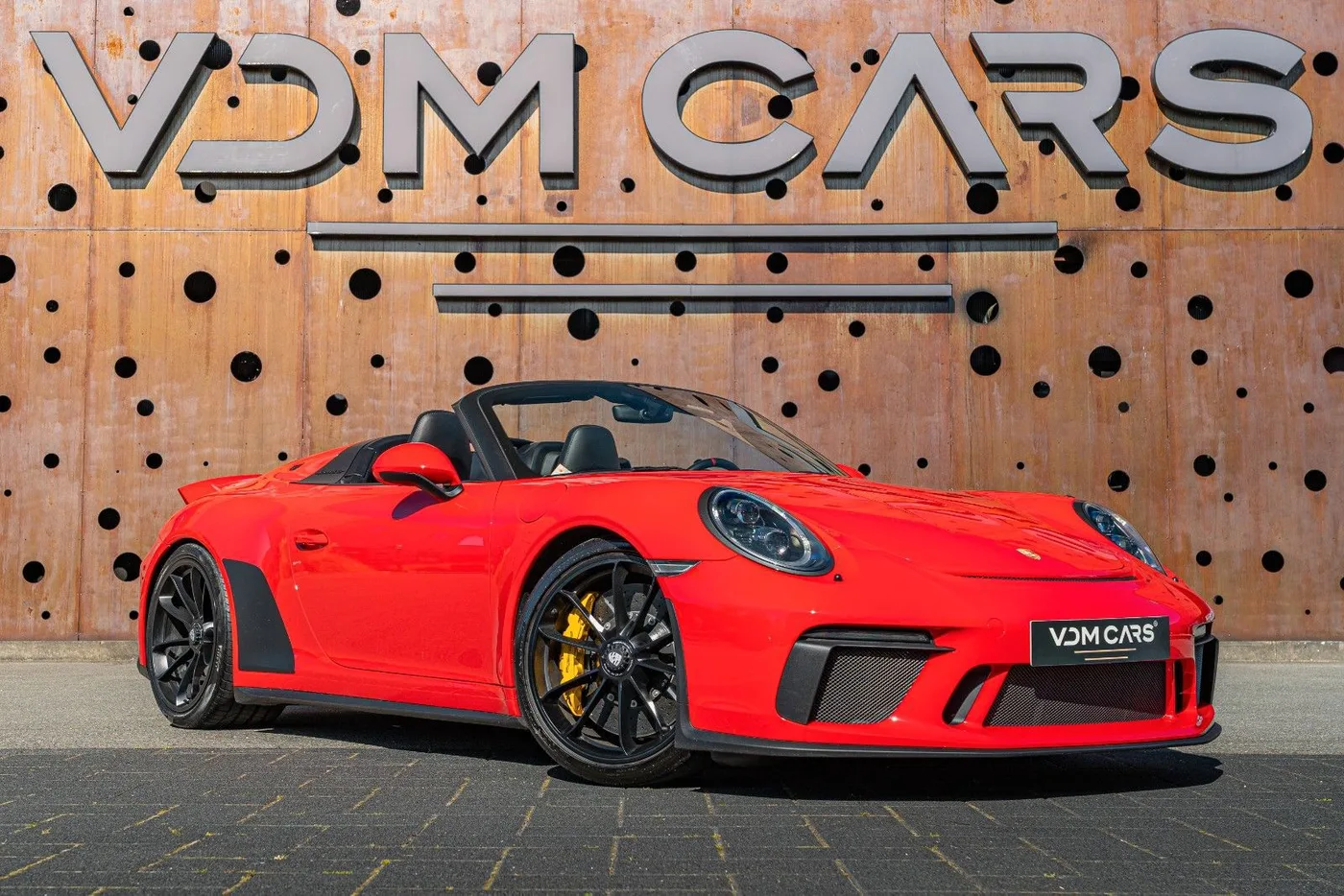 2020 Porsche 911 Speedster offered by a supercar dealer in Gronau, Germany, photo 4 of 25