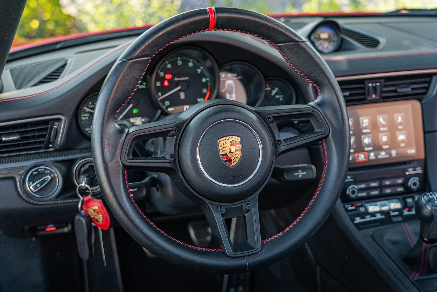 2020 Porsche 911 Speedster offered by a supercar dealer in Gronau, Germany, photo 17 of 25