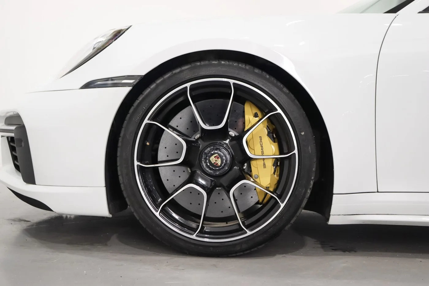 2020 Porsche 911 Turbo S angeboten von einem Supersportwagenhändler in Zibido San Giacomo, Italien, Foto 7 von 22