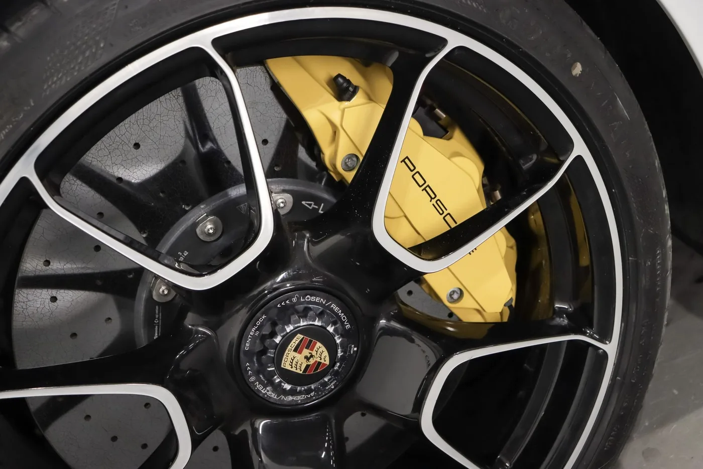 2020 Porsche 911 Turbo S angeboten von einem Supersportwagenhändler in Zibido San Giacomo, Italien, Foto 10 von 22