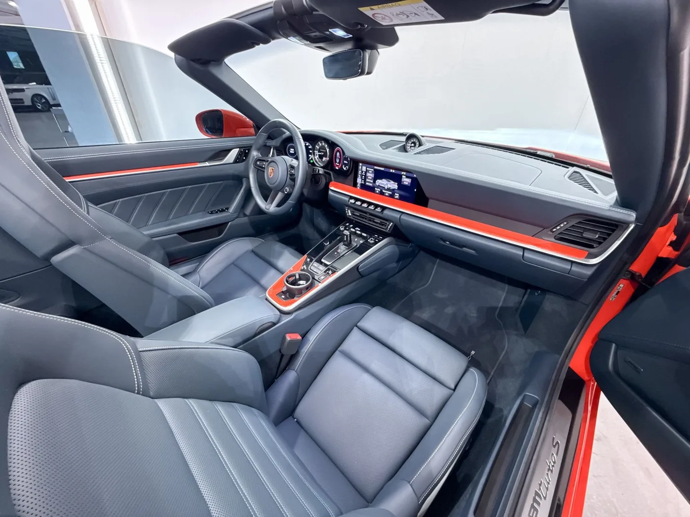 2020 Porsche 911 Turbo S Cabriolet proposée par un spécialiste de la supercar à Zibido San Giacomo, Italie, photo 20 sur 25