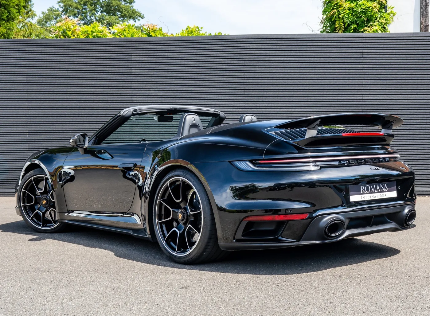 2020 Porsche 911 Turbo S Cabriolet offered by a specialist dealer in Banstead, United Kingdom, photo 4 of 15
