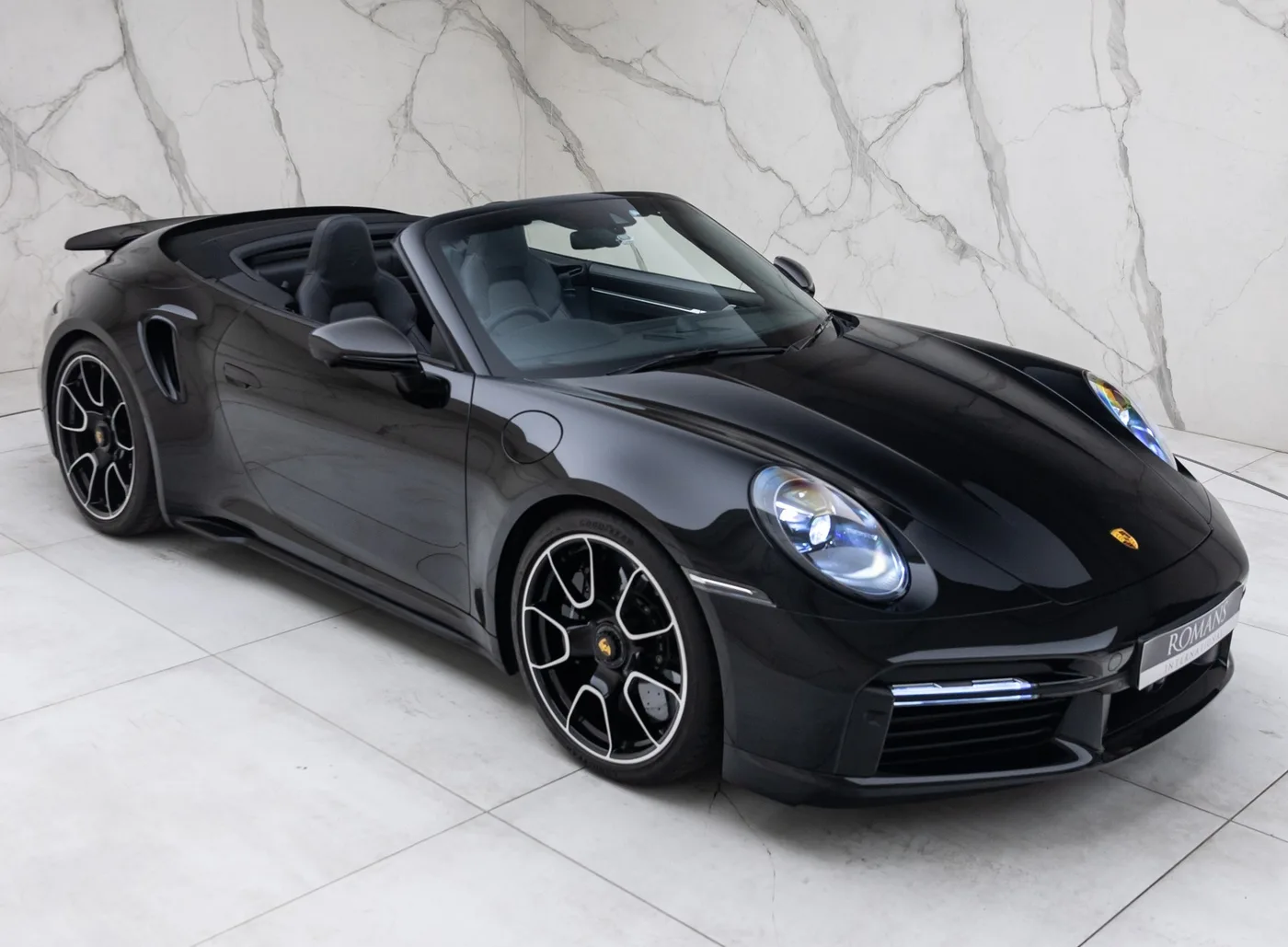 2020 Porsche 911 Turbo S Cabriolet offered by a specialist dealer in Banstead, United Kingdom, photo 14 of 15
