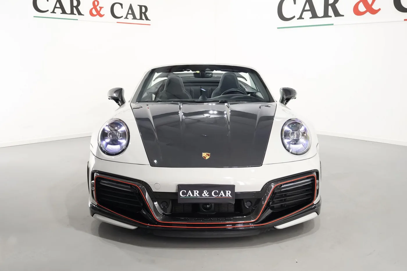 2020 Porsche 911 Turbo S Cabriolet offered by a supercar dealer in Zibido San Giacomo, Italy, photo 3 of 25