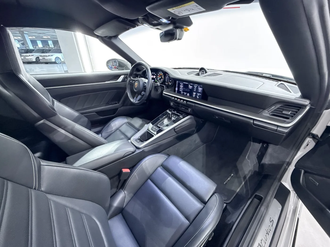 2020 Porsche 911 Turbo S Cabriolet offered by a supercar dealer in Zibido San Giacomo, Italy, photo 23 of 25