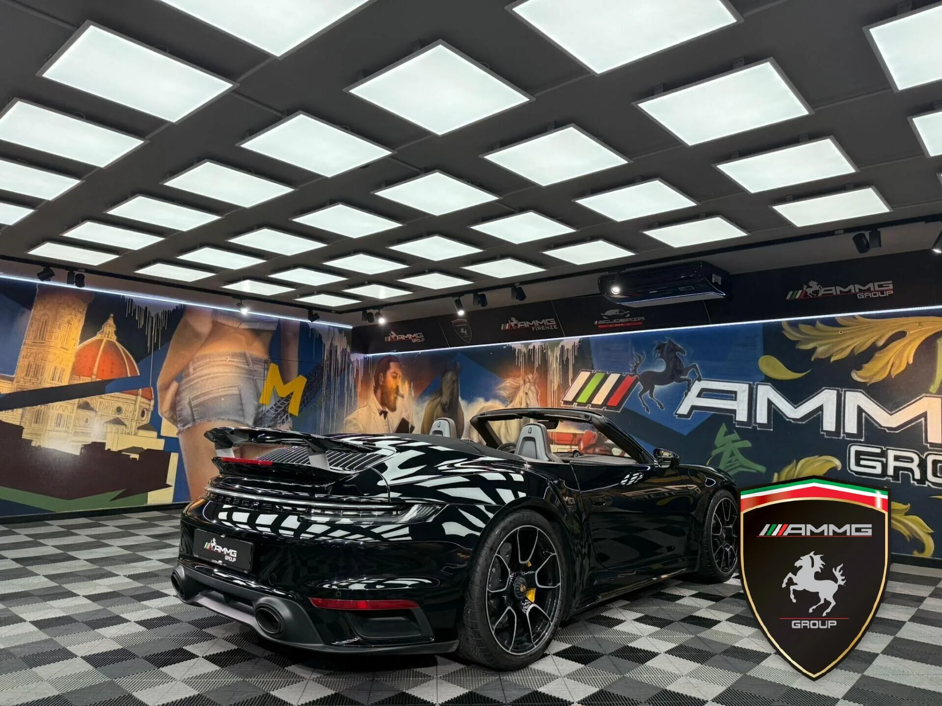 2020 Porsche 911 Turbo S Cabriolet, 4/15