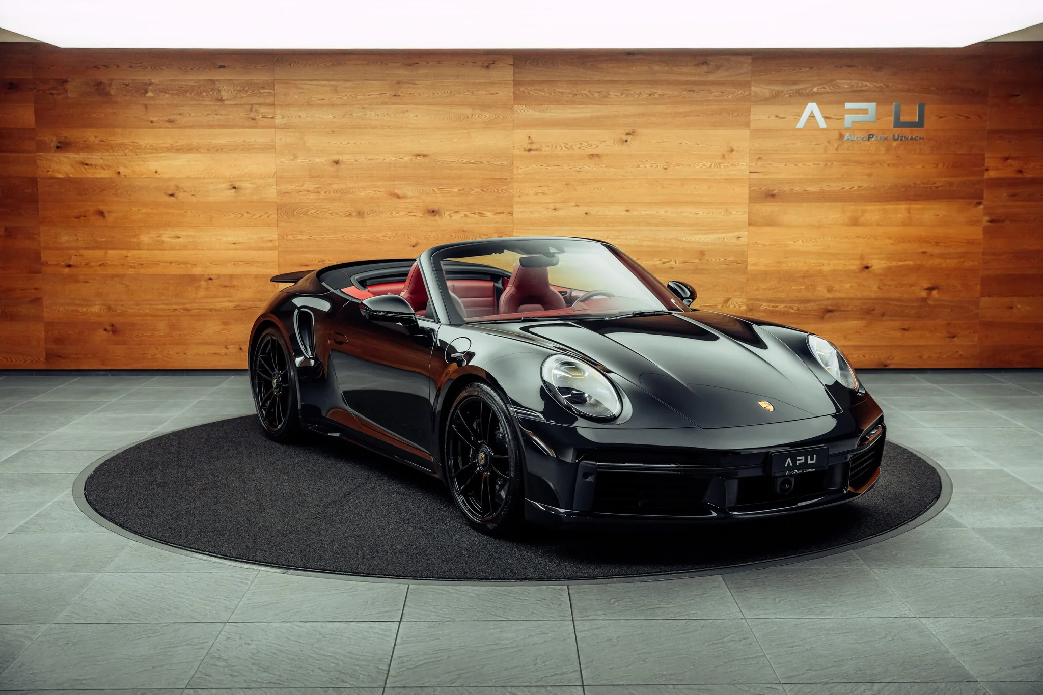 2020 Porsche 911 Turbo S Cabriolet angeboten von einem Fachhändler in Uznach, Schweiz, Hauptfoto