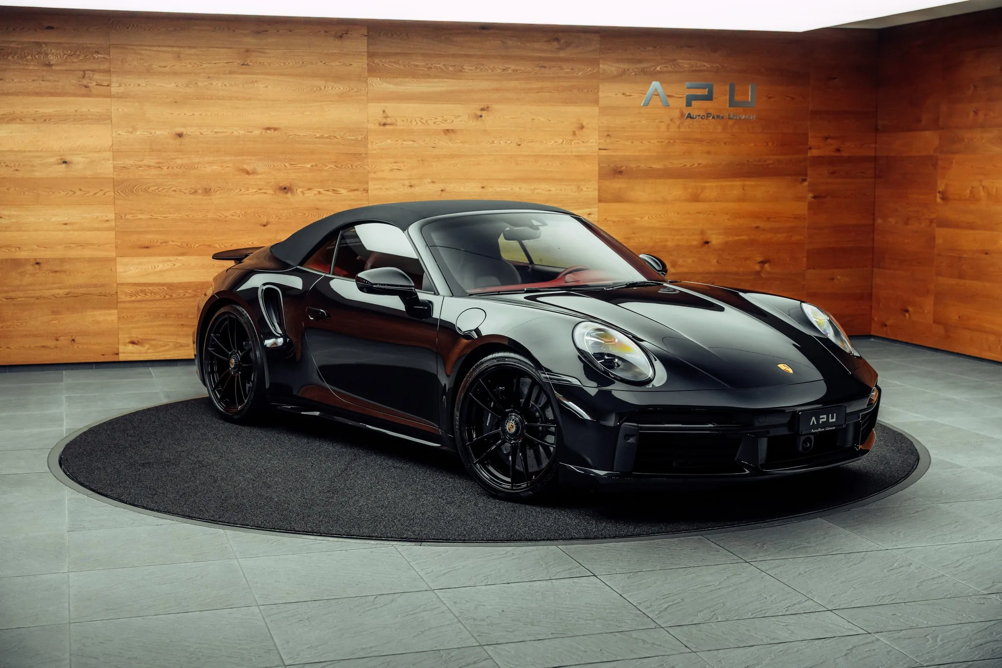 2020 Porsche 911 Turbo S Cabriolet, 6/20