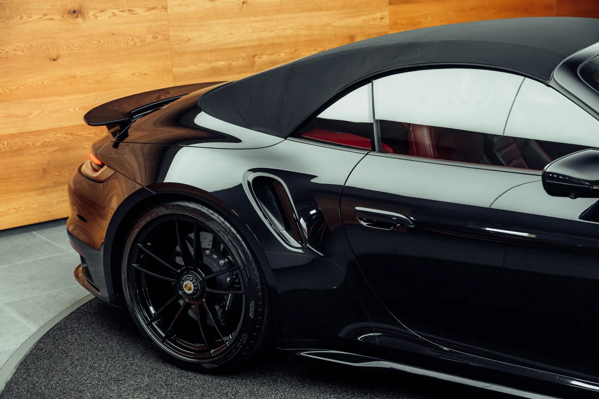 2020 Porsche 911 Turbo S Cabriolet, 7/20