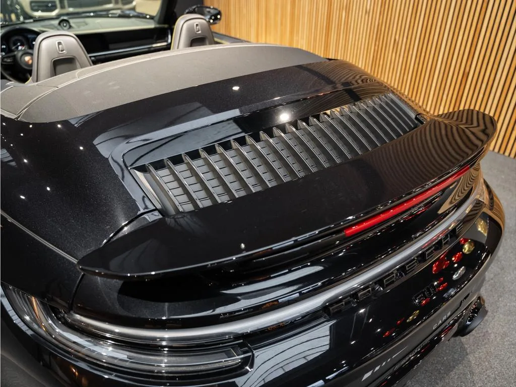 2020 Porsche 911 Turbo S Cabriolet, 11/30