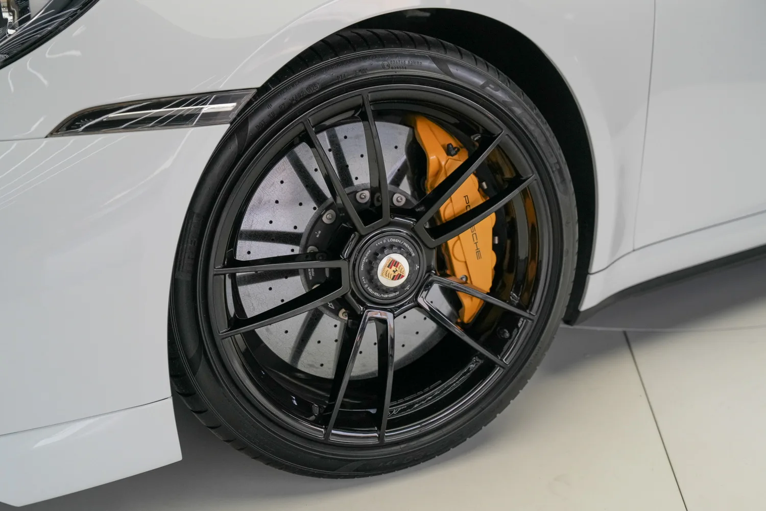 2020 Porsche 911 Turbo S, 15/15