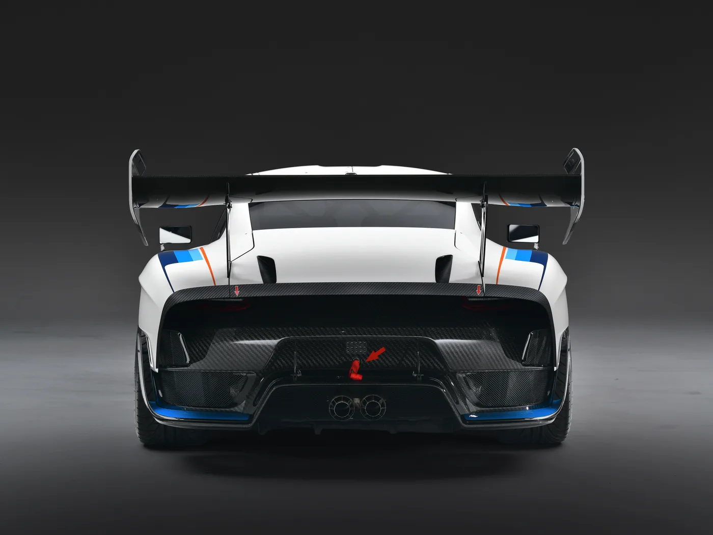 2020 Porsche 935 offered by a specialist dealer in Hook Norton, United Kingdom, photo 15 of 15