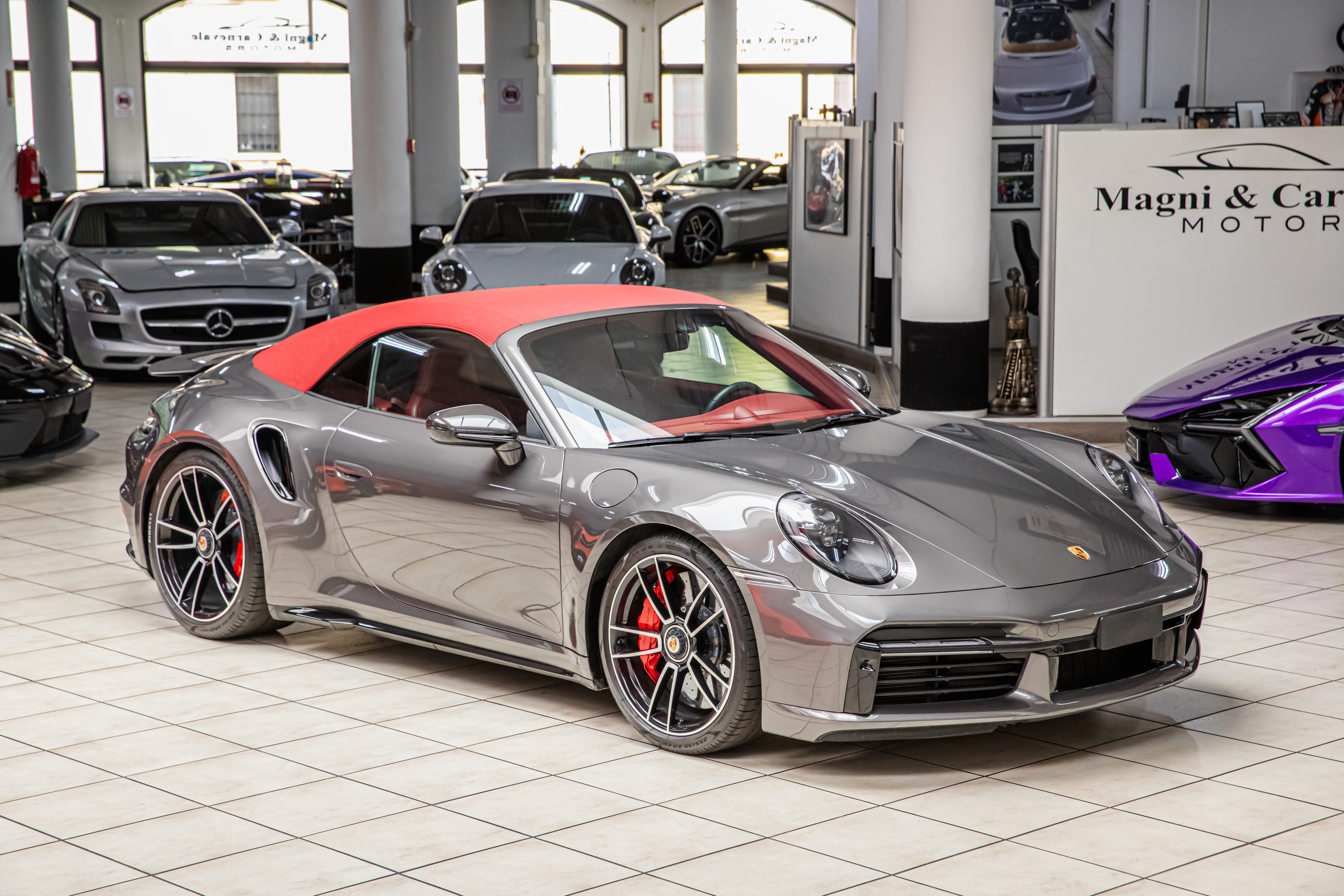 2020 Porsche 911 Turbo S Cabriolet offered by a specialist dealer in Milan, Italy, photo 7 of 20
