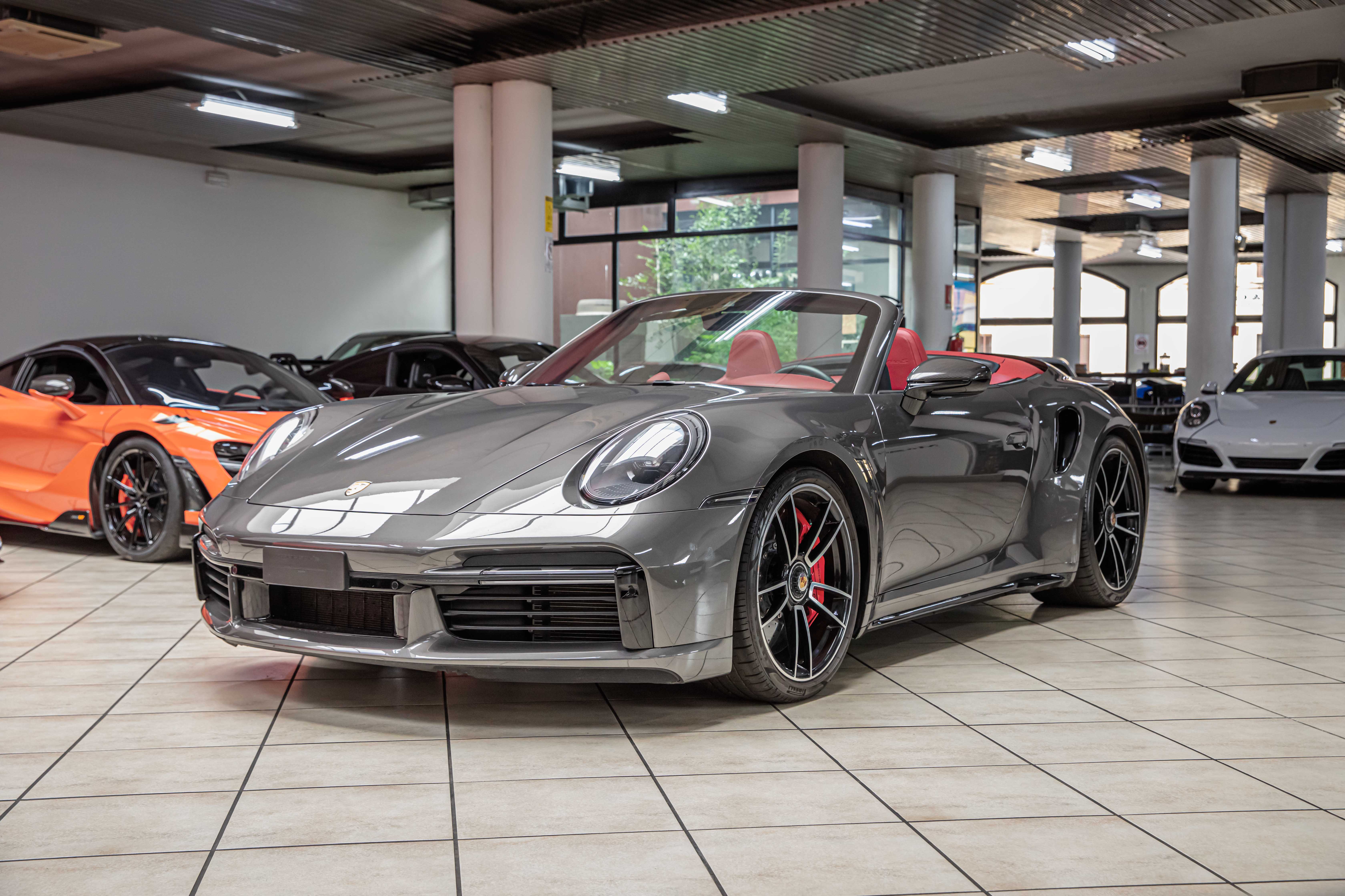 2020 Porsche 911 Turbo S Cabriolet offered by a specialist dealer in Milan, Italy, photo 10 of 20