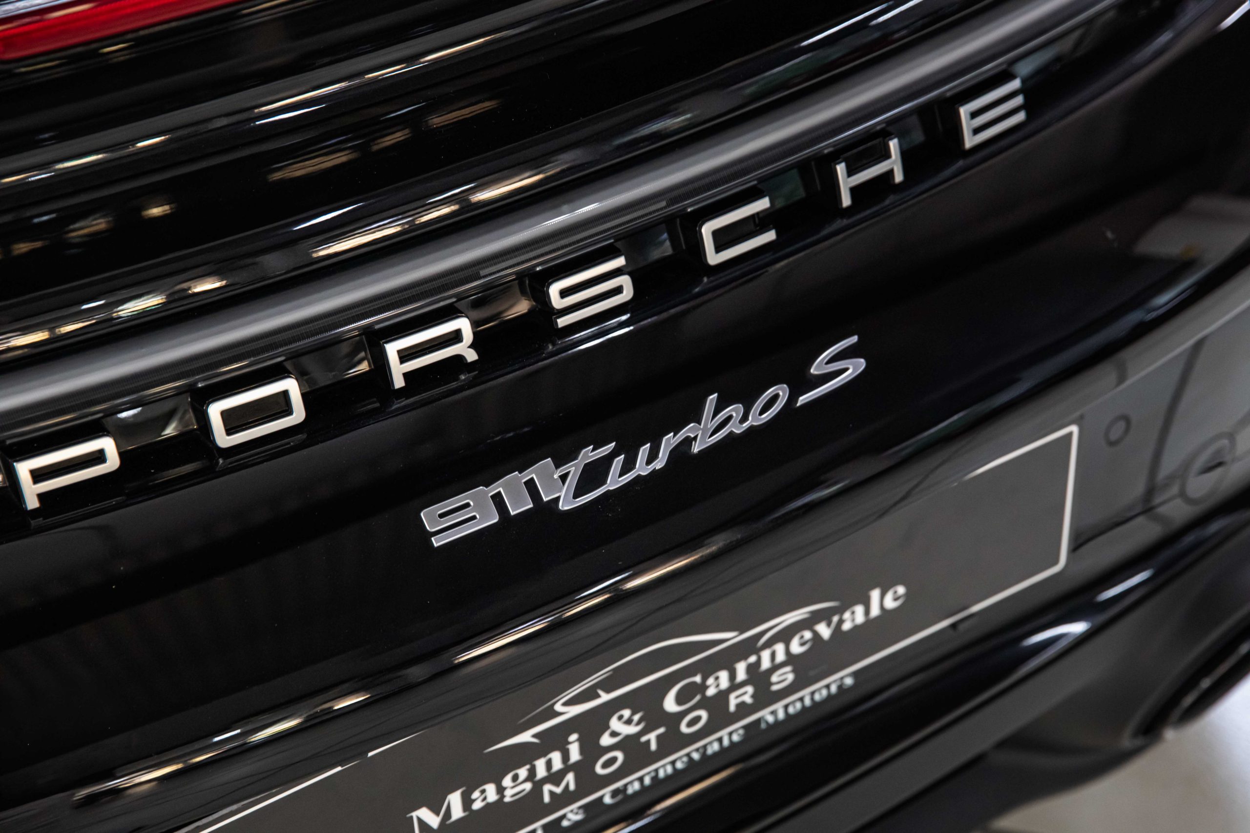 2020 Porsche 911 Turbo S MK1 offered by a specialist dealer in Milan, Italy, photo 14 of 20