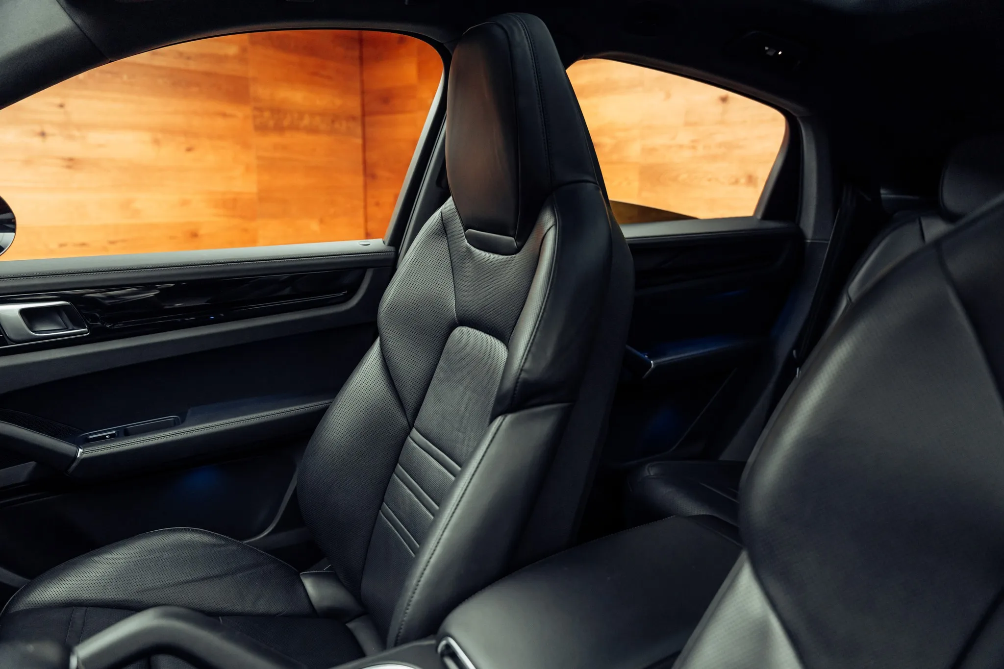 2020 Porsche Cayenne Coupé, 8/20