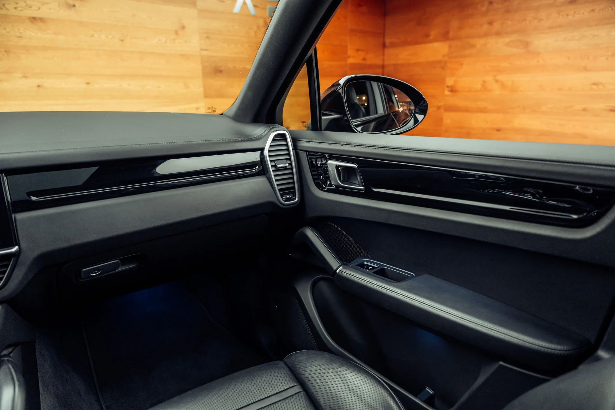 2020 Porsche Cayenne Coupé, 11/20