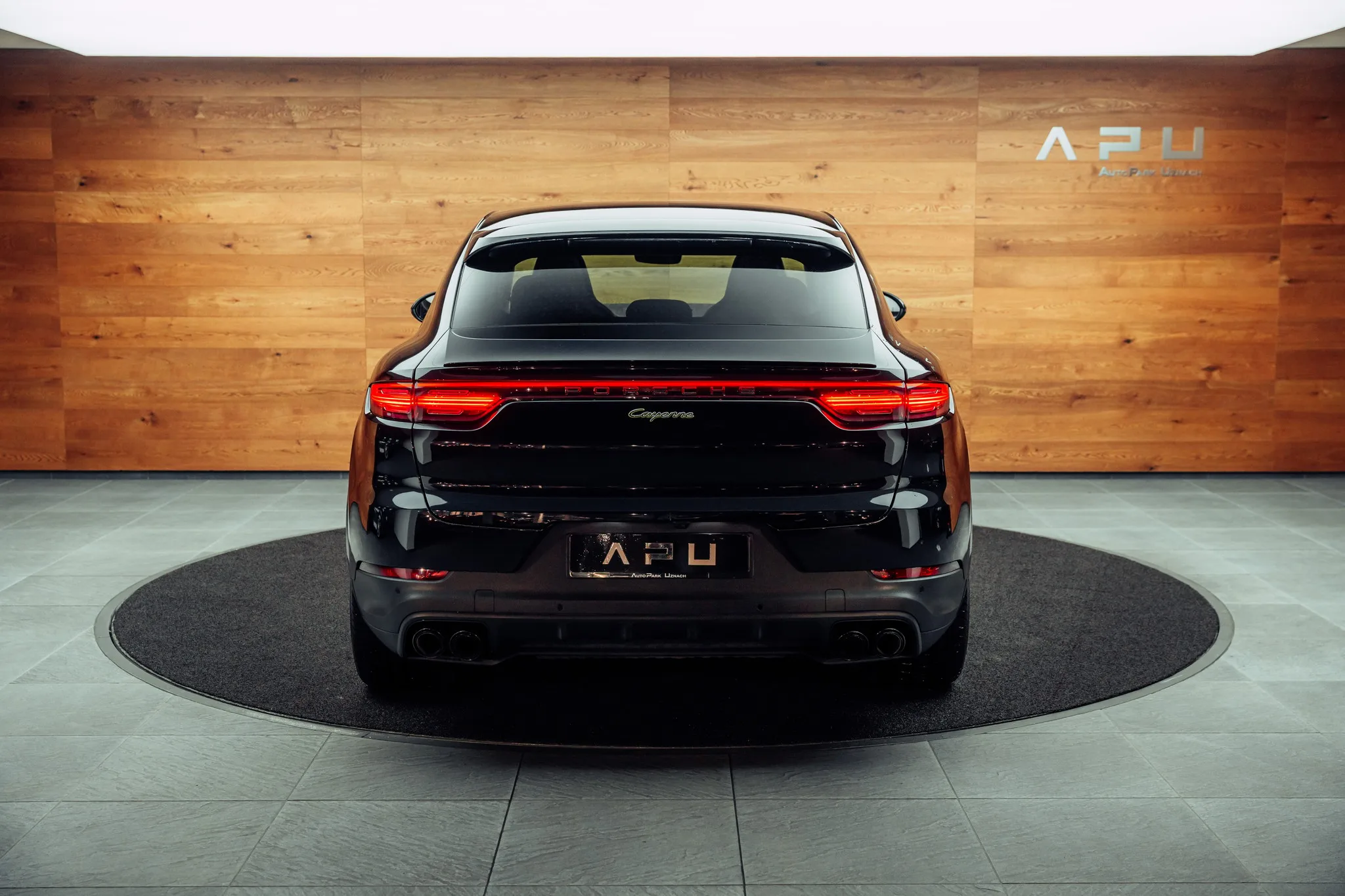 2020 Porsche Cayenne Coupé, 17/20