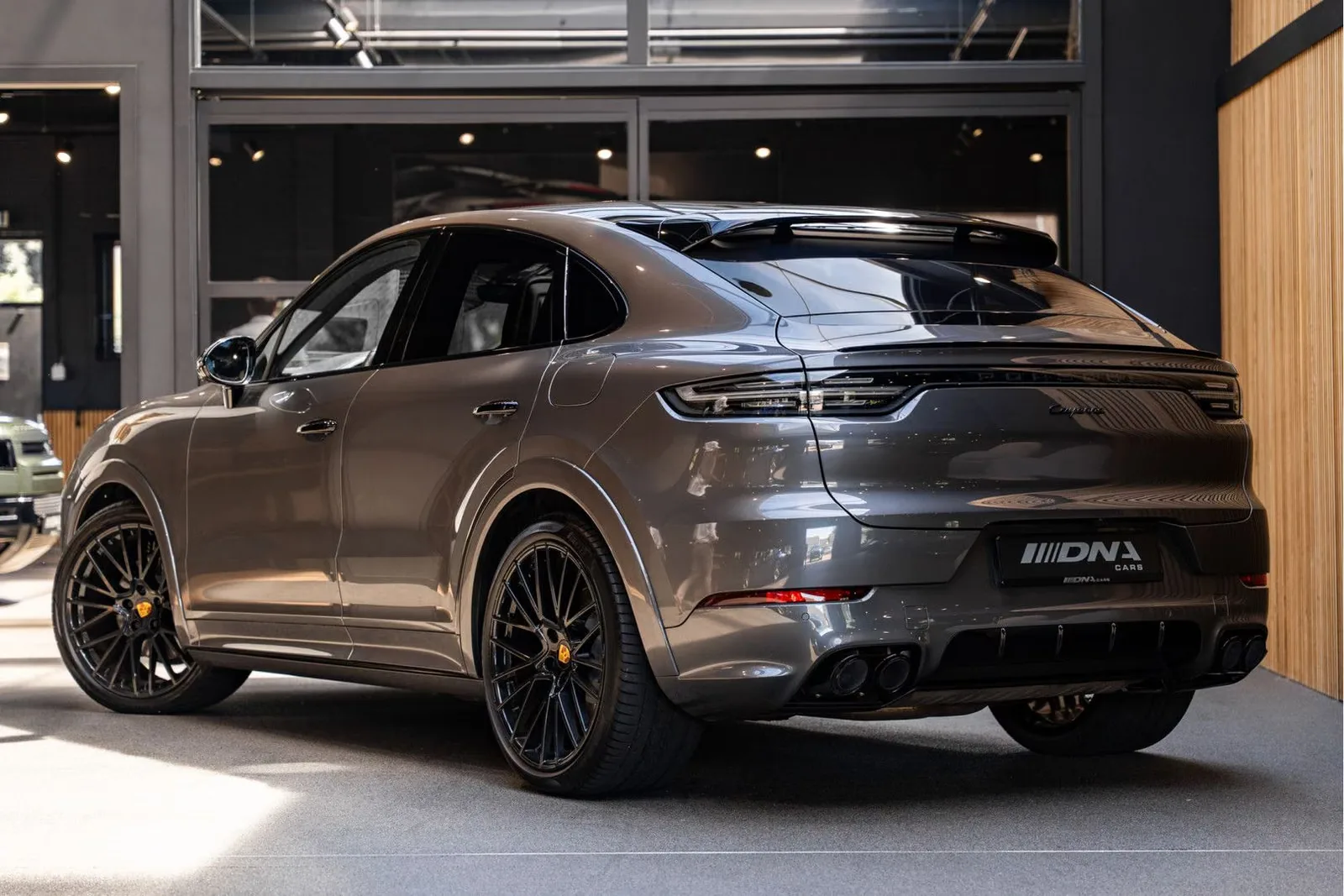 2020 Porsche Cayenne E-Hybrid Coupé, 5/30