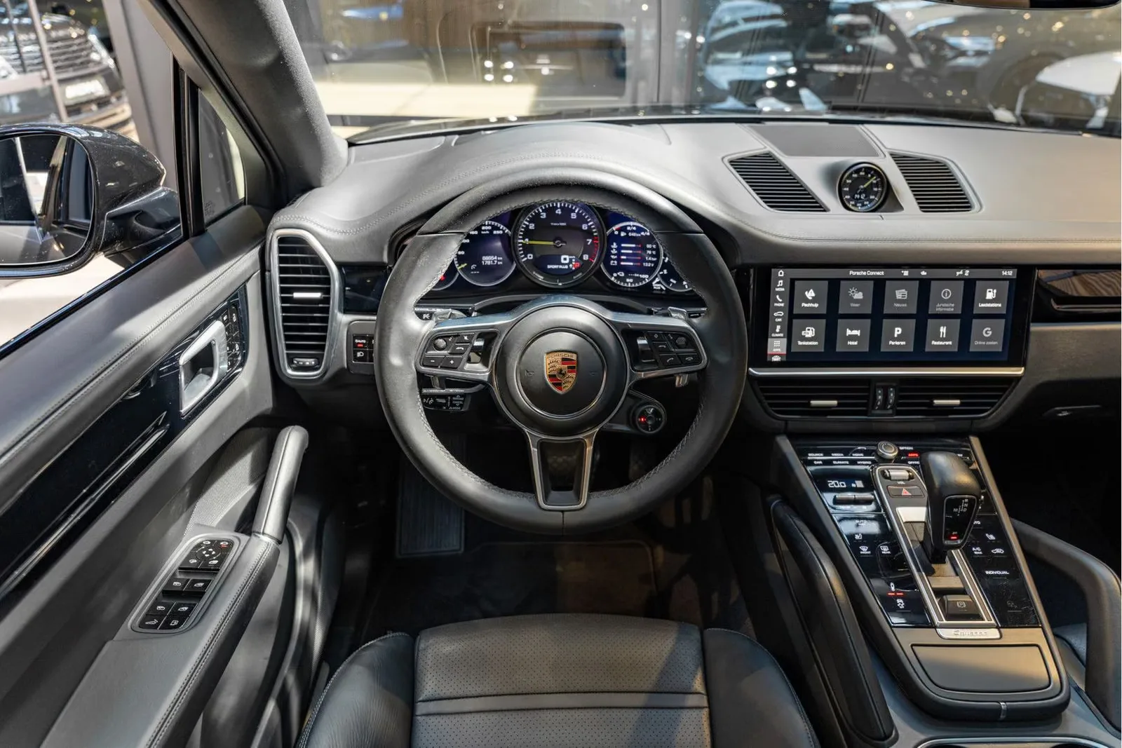 2020 Porsche Cayenne E-Hybrid Coupé, 7/30