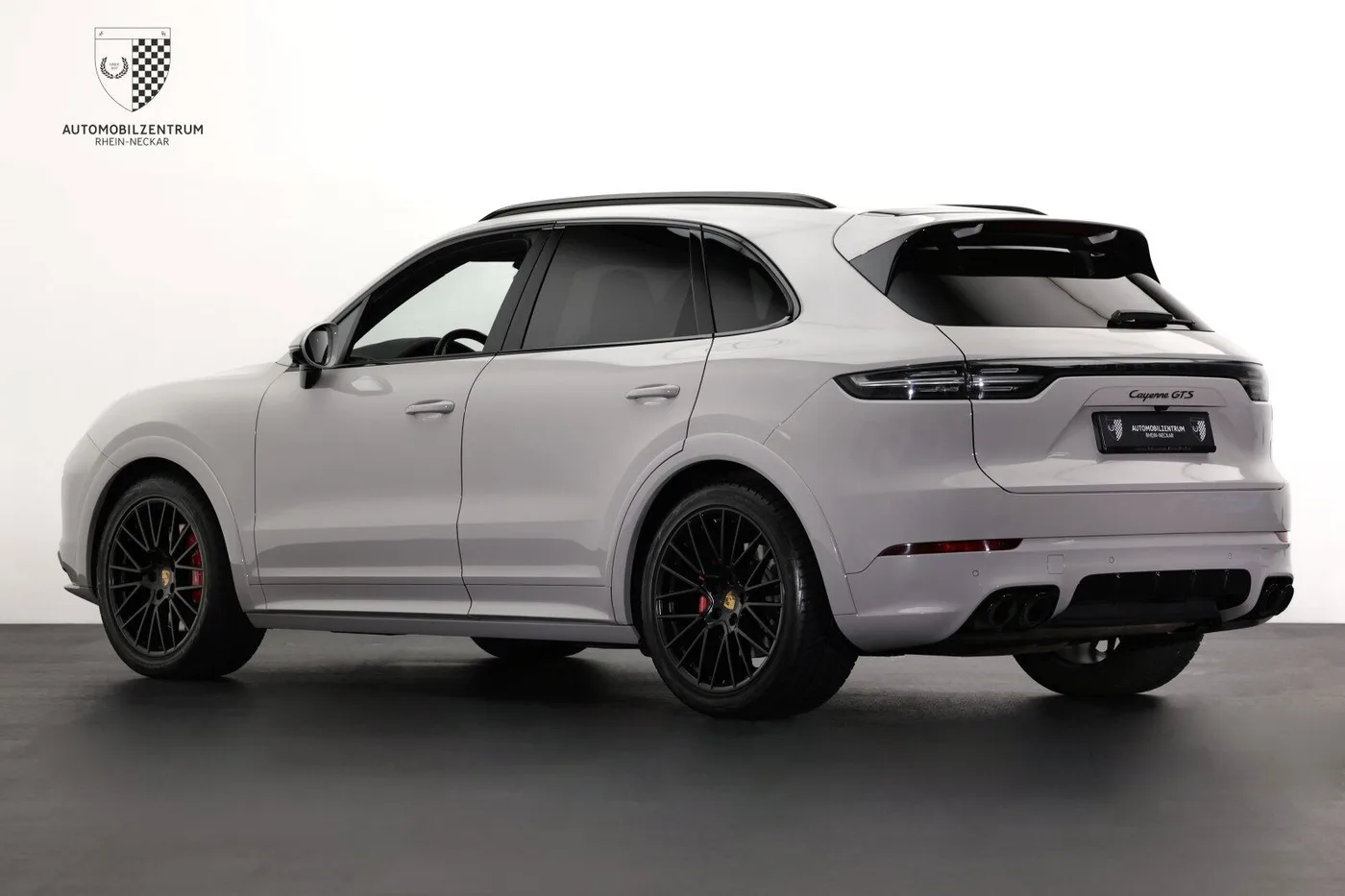 2020 Porsche Cayenne GTS angeboten von einem Supersportwagenhändler in Viernheim, Deutschland, Foto 5 von 25