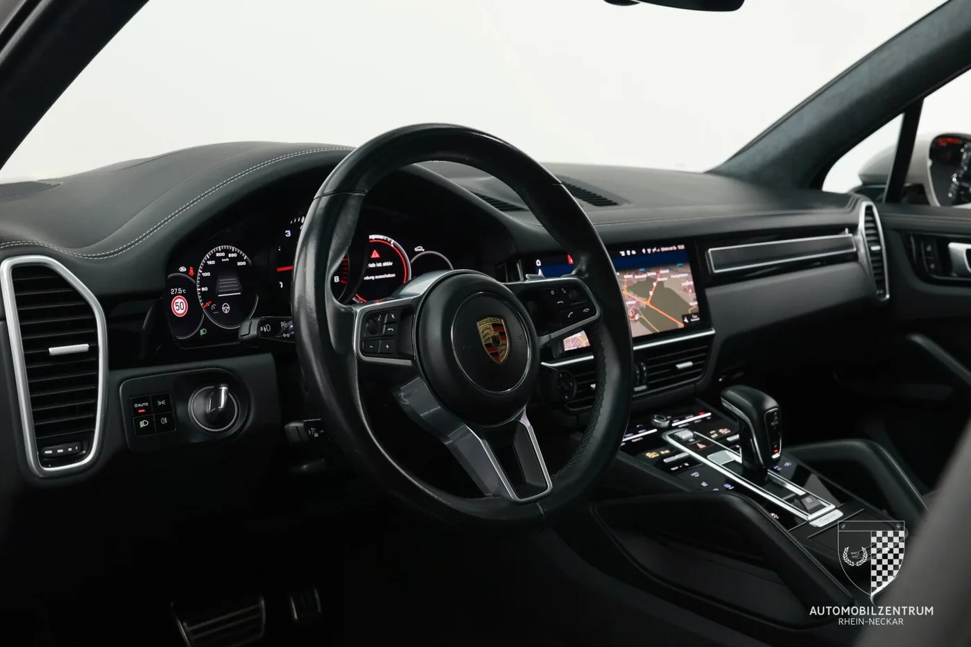 2020 Porsche Cayenne GTS angeboten von einem Supersportwagenhändler in Viernheim, Deutschland, Foto 10 von 25