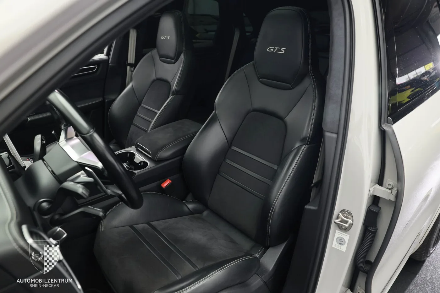 2020 Porsche Cayenne GTS angeboten von einem Supersportwagenhändler in Viernheim, Deutschland, Foto 13 von 25