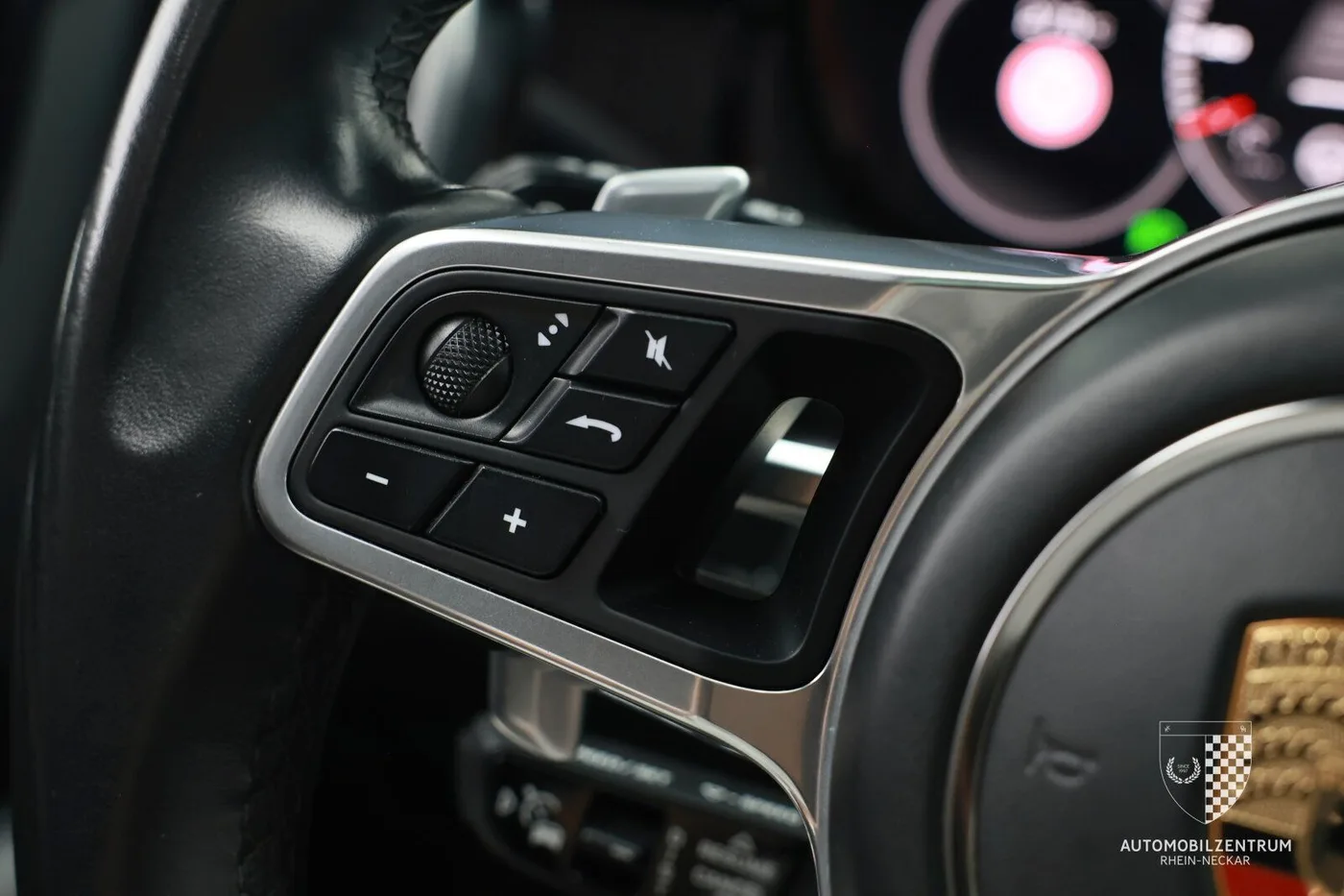 2020 Porsche Cayenne GTS angeboten von einem Supersportwagenhändler in Viernheim, Deutschland, Foto 15 von 25