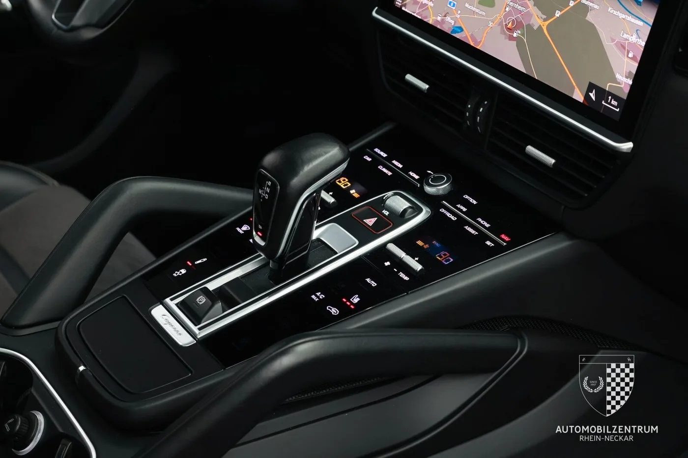 2020 Porsche Cayenne GTS angeboten von einem Supersportwagenhändler in Viernheim, Deutschland, Foto 22 von 25