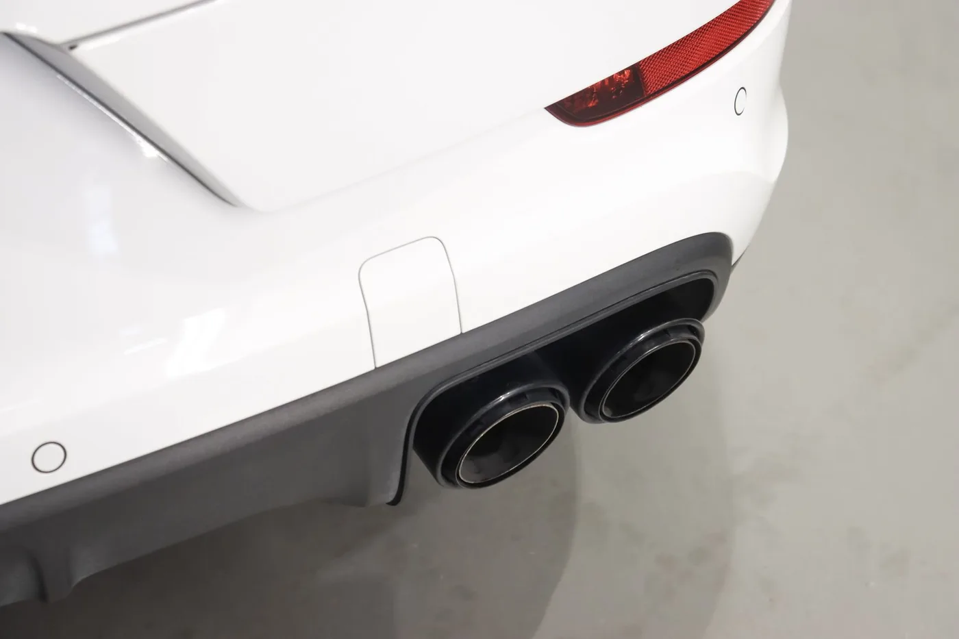2020 Porsche Cayenne Turbo proposée par un spécialiste de la supercar à Zibido San Giacomo, Italie, photo 23 sur 25