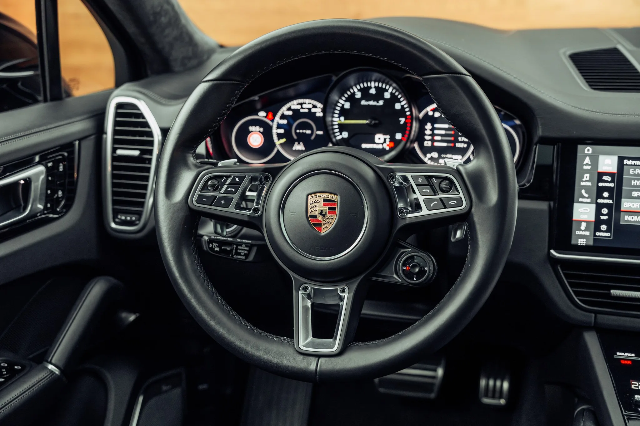 2020 Porsche Cayenne Turbo S, 17/23