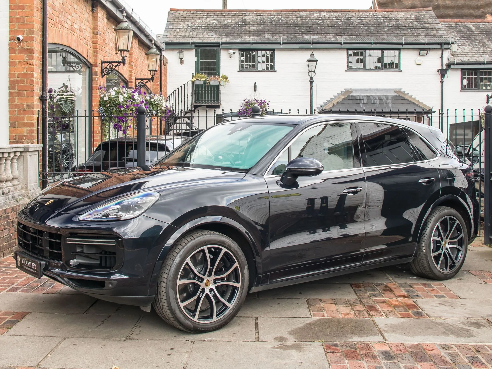 2020 Porsche Cayenne Turbo S E-Hybrid, 6/24