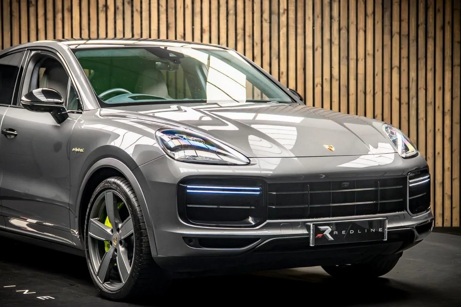 2020 Porsche Cayenne Turbo S E-Hybrid Coupé, 11/30