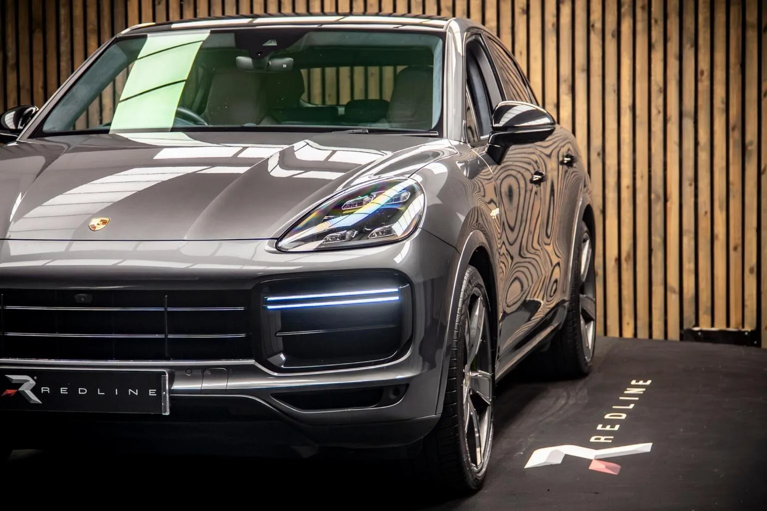 2020 Porsche Cayenne Turbo S E-Hybrid Coupé, 12/30