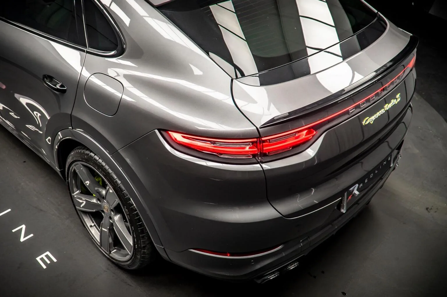 2020 Porsche Cayenne Turbo S E-Hybrid Coupé, 18/30