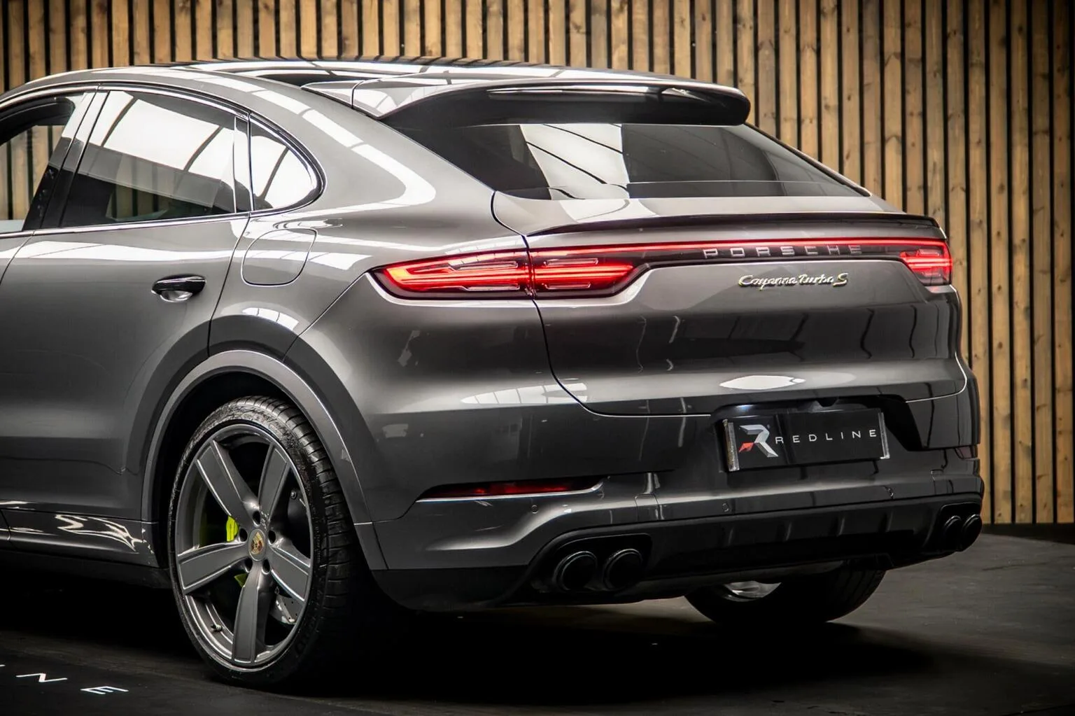 2020 Porsche Cayenne Turbo S E-Hybrid Coupé, 19/30