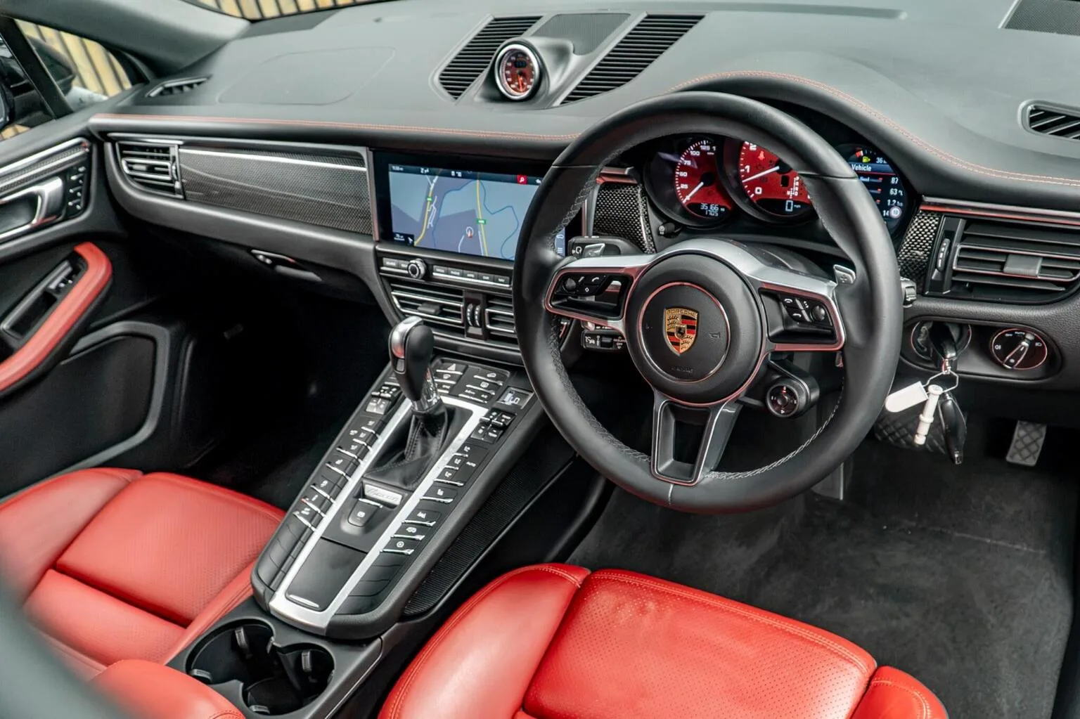 2020 Porsche Macan GTS, 21/30