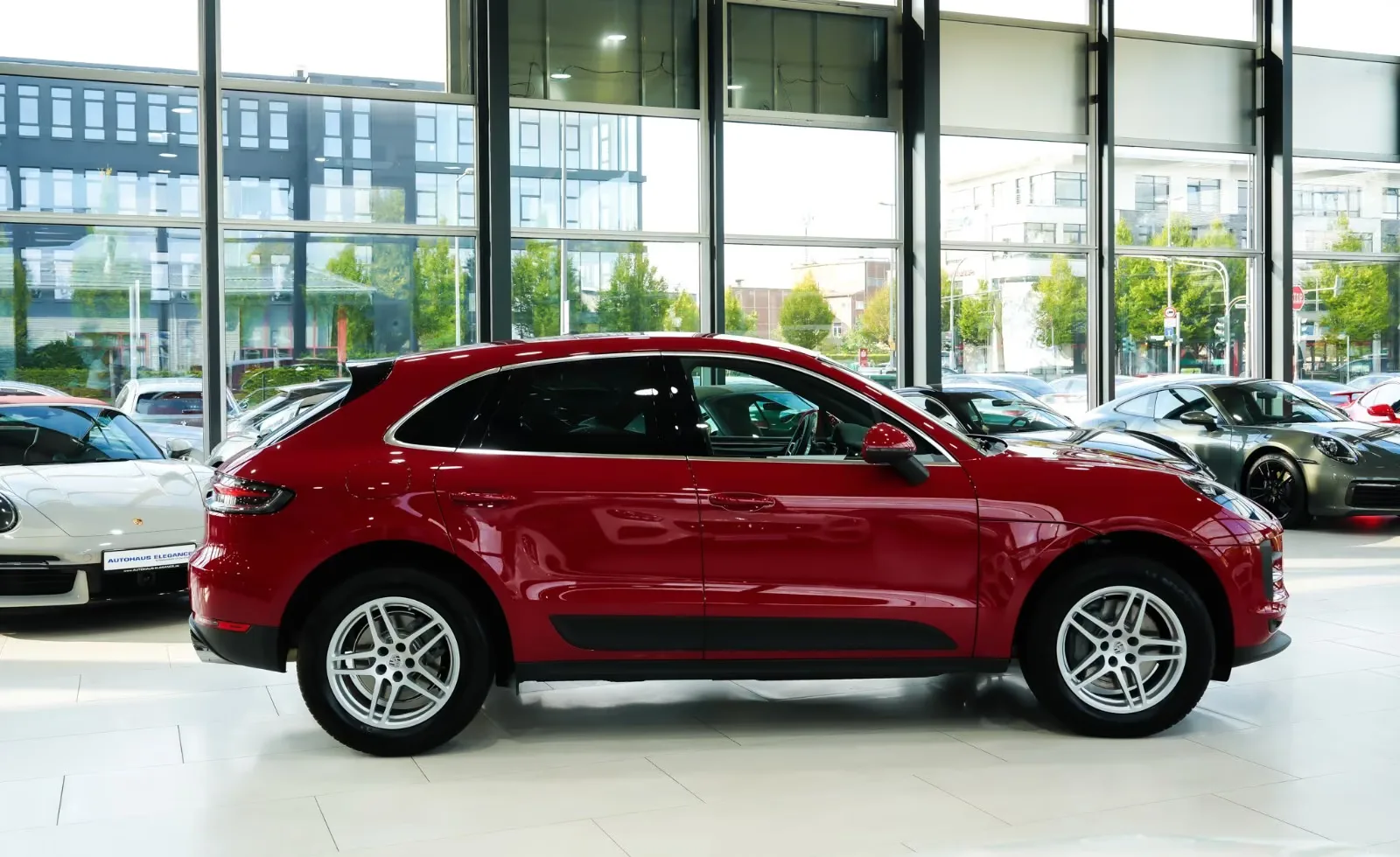 2020 Porsche Macan S, 4/30