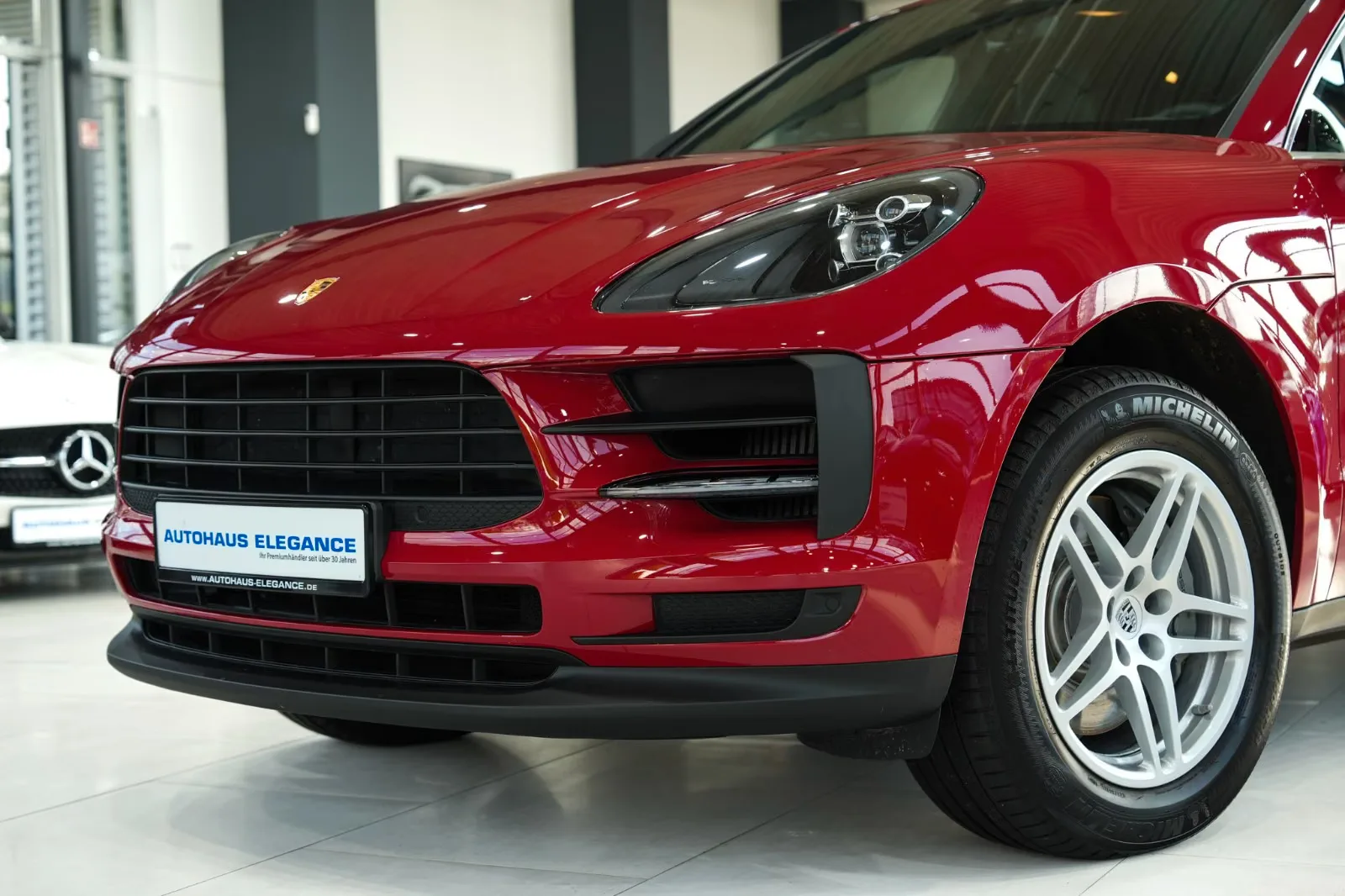 2020 Porsche Macan S, 8/30