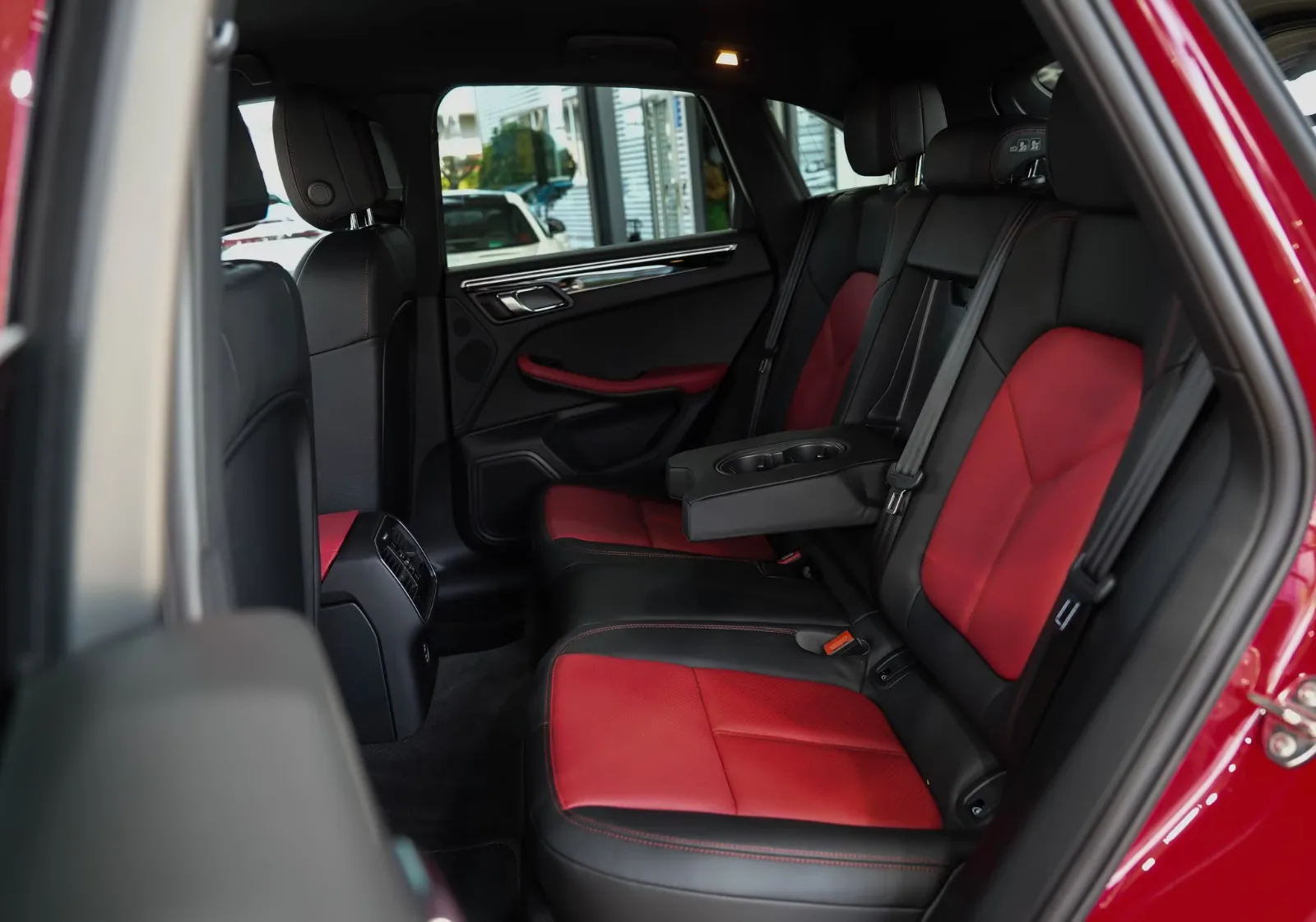 2020 Porsche Macan S, 14/30