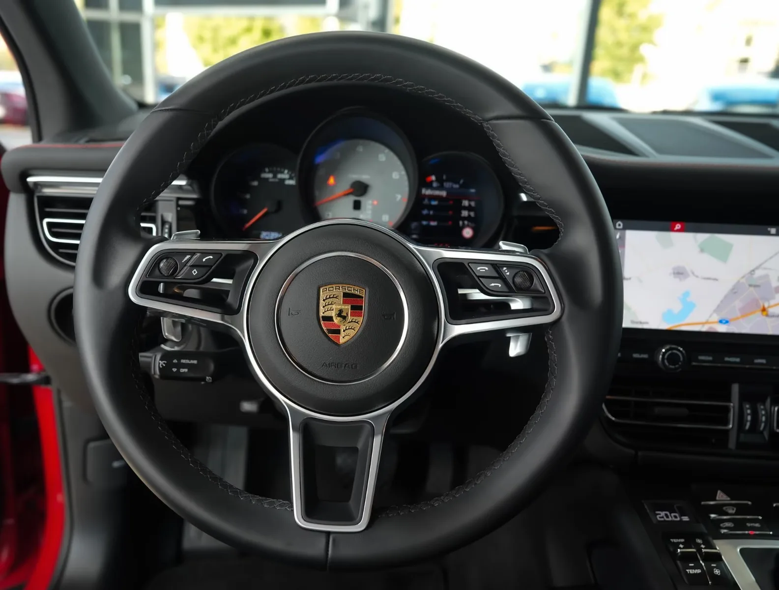 2020 Porsche Macan S, 16/30