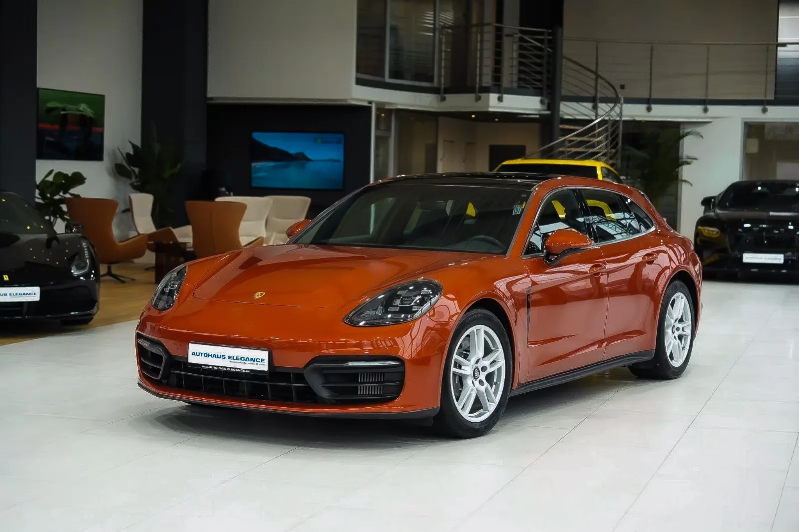 2020 Porsche Panamera 4 Sport Turismo, 7/23